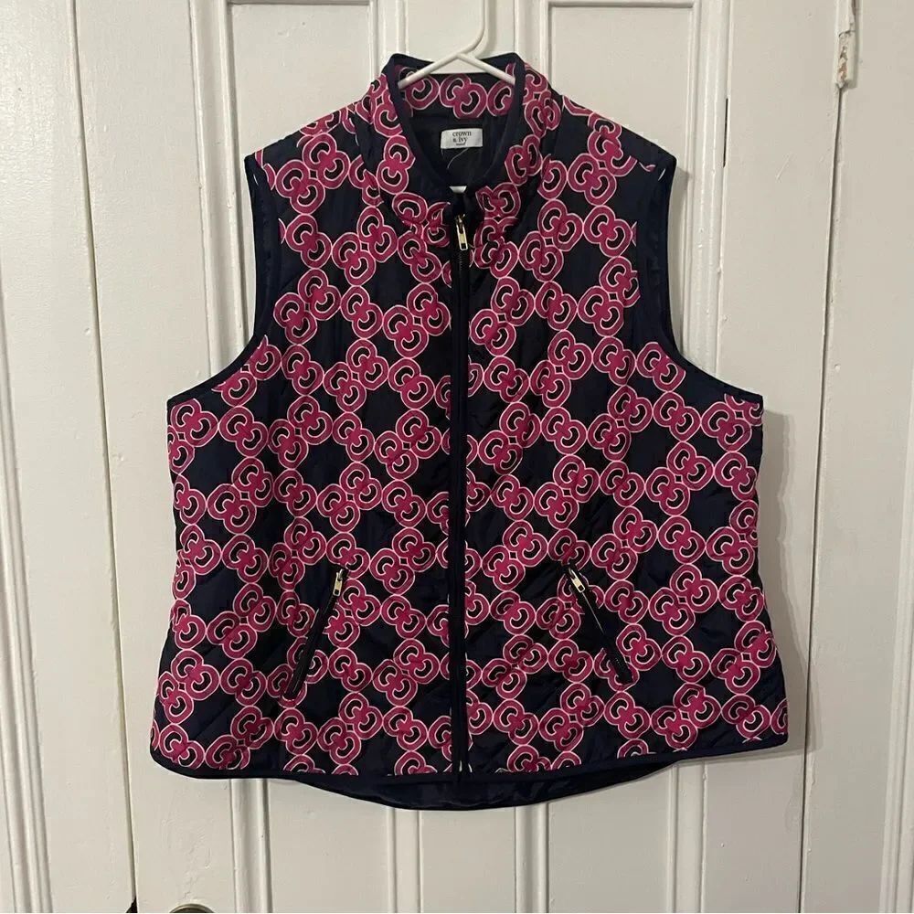 Crown & Ivy full zip vest jacket
